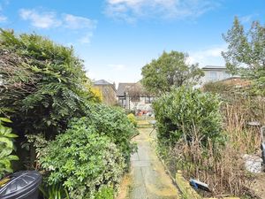 Lower Park Road- click for photo gallery